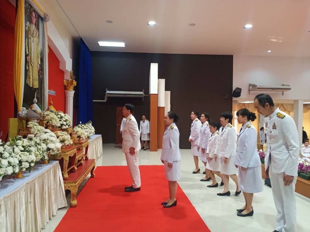 ﻿สำนักงานบังคับคดีกลุ่มจังหวัดที่ 5 (Sandbox) เข้าร่วมพิธีวางพานพุ่มถวายราชสักการะ เนื่องในวันพระบิดาแห่งมาตรฐานการช่างไทย 